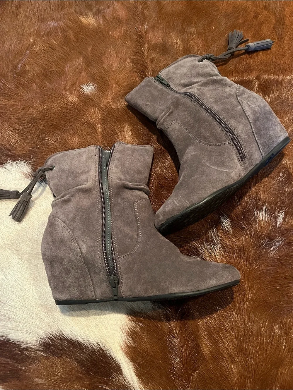 White Mountain Taupe Suede Wedge Ankle Boots with Tassel Zipper